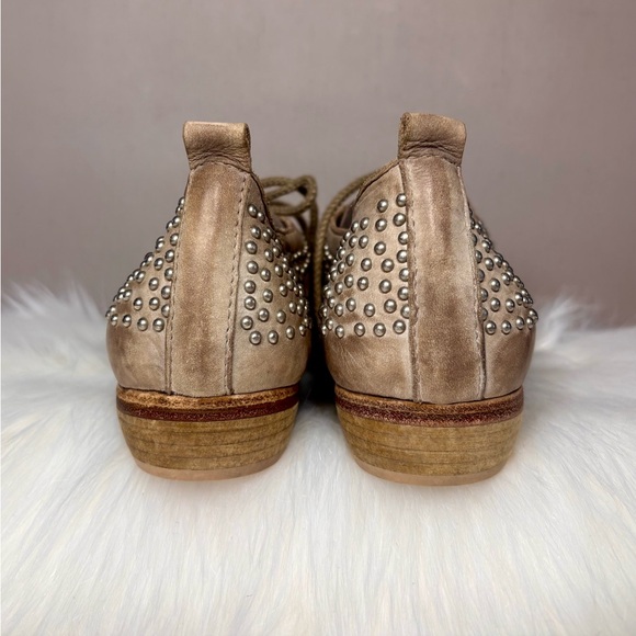 JUICE SHOES Studded Leather Distressed Loafers - Picture 3 of 6